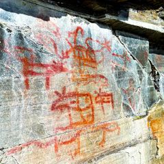 De berömda hällmålningarna nära Messlingen